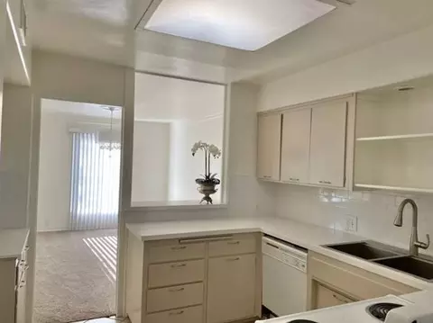 285 W California Blvd, Pasadena, CA 91105 photo 39
