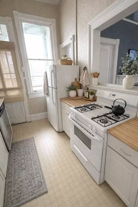 132 Smith St, Charleston, SC 29403 photo 3