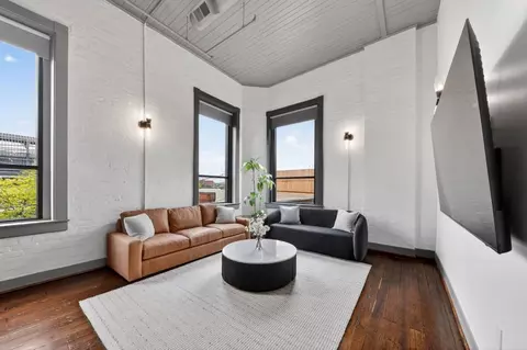 21 E 15th St, Cincinnati, OH 45202