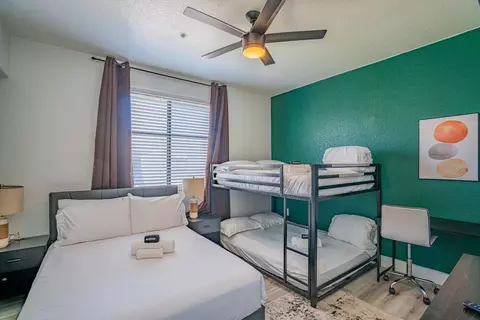 Undisclosed, Glendale, AZ 85305 photo 42