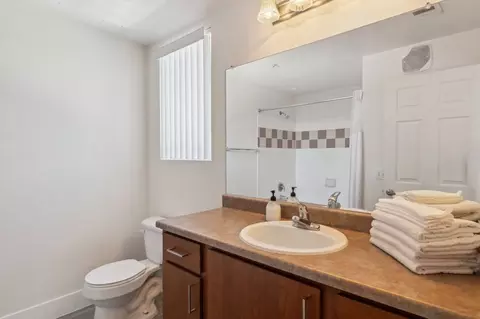 Undisclosed, Glendale, AZ 85305 photo 11