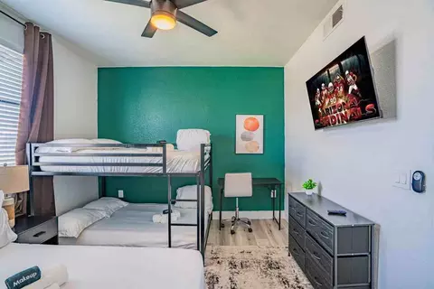 Undisclosed, Glendale, AZ 85305 photo 43