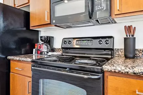 Undisclosed, Glendale, AZ 85305 photo 10