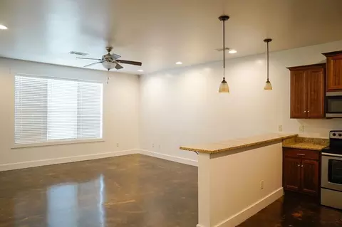 1726 10th St E, Tuscaloosa, AL 35404