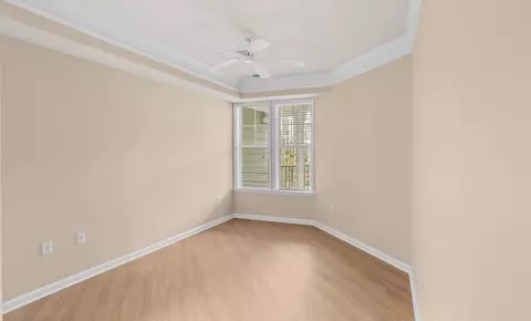 370 E Diamond Ave, Gaithersburg, MD 20877 photo 9
