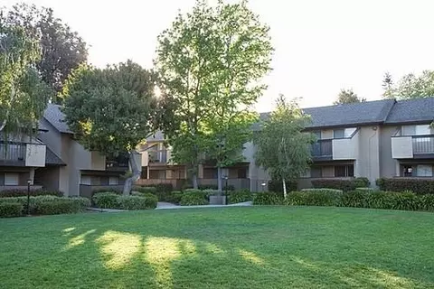 4875 Mowry Ave, Fremont, CA 94538