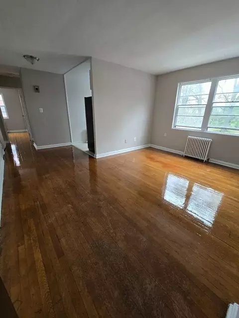 208 Kenilworth Ave NE, Washington, DC 20019