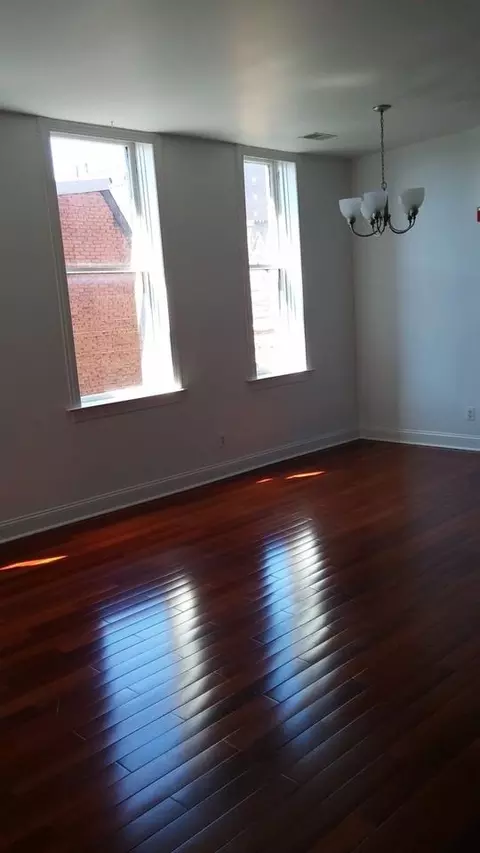 1039 N Calvert St, Baltimore, MD 21202 photo 4
