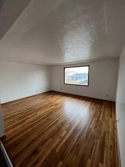311 E Fairview Ave, Spokane, WA 99207 photo 2