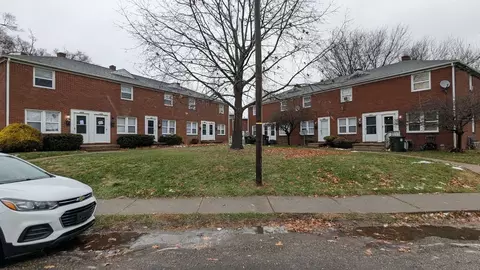 1405 20th St NE, Canton, OH 44714