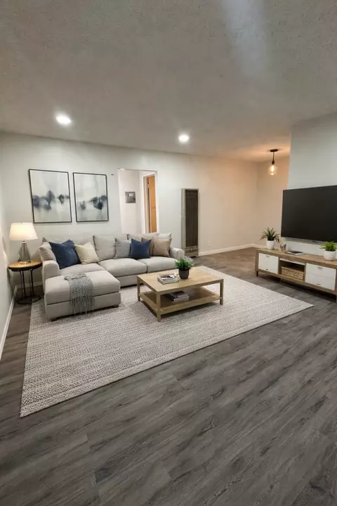 7757 Comstock Ave, Whittier, CA 90602