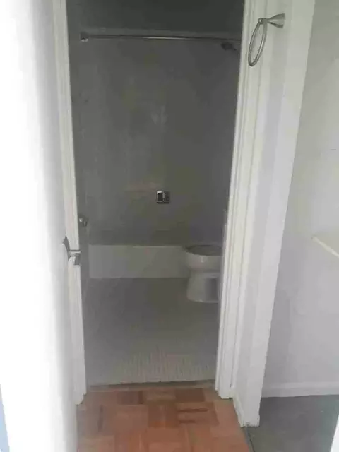 665 W Grace St, Chicago, IL 60613 photo 6