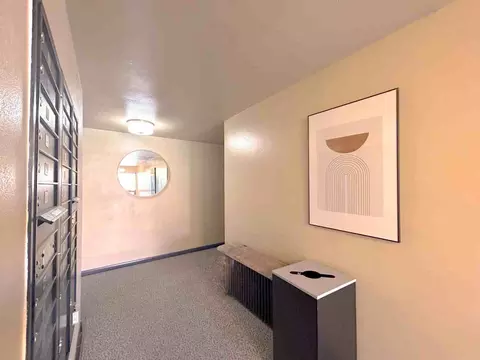 702 2nd Ave W, Seattle, WA 98119 photo 26