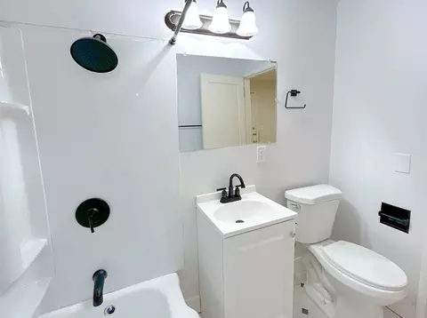 702 2nd Ave W, Seattle, WA 98119 photo 12