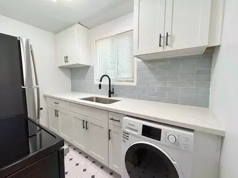 702 2nd Ave W, Seattle, WA 98119 photo 10