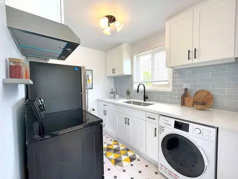 702 2nd Ave W, Seattle, WA 98119 photo 14