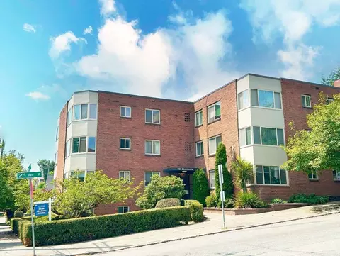 702 2nd Ave W, Seattle, WA 98119 photo 22