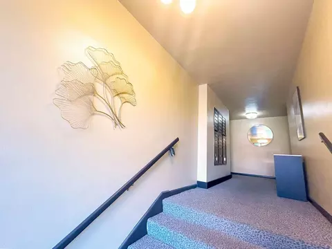 702 2nd Ave W, Seattle, WA 98119 photo 24