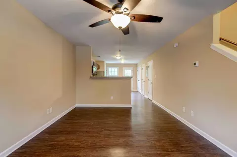 250 Fairview Ln, Clarksville, TN 37040