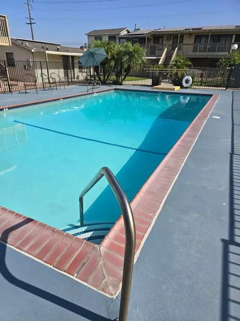 1840 W Orangethorpe Ave, Fullerton, CA 92833
