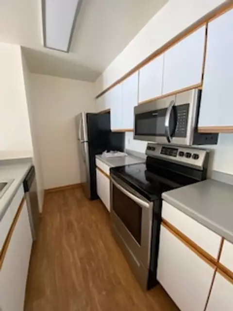 325 S Hamilton St, Madison, WI 53703