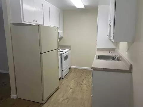 1461 163rd Ave, Ashland, CA 94578