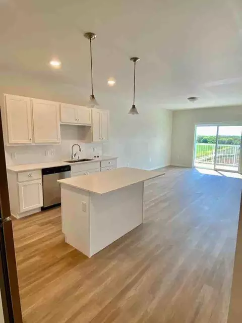 1255 Edmonson Ave NE, Monticello, MN 55362