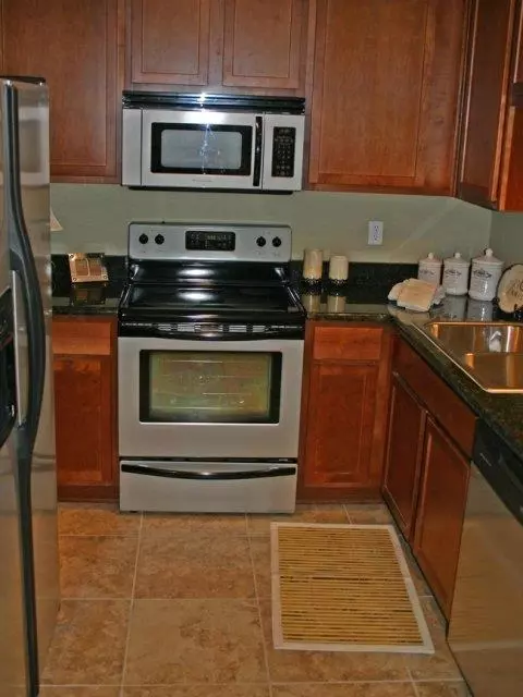 1440 NW 3rd Pl, Gainesville, FL 32603 photo 9