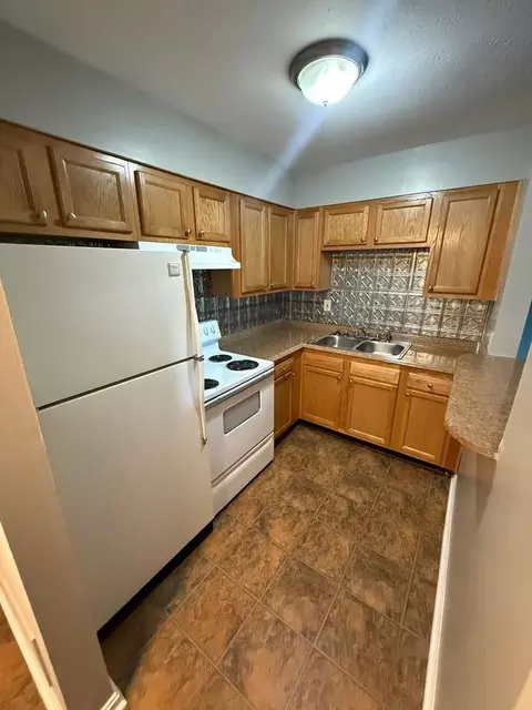 1606 Lucia Ave, Louisville, KY 40204