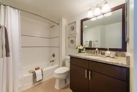 2201 N St NW, Washington, DC 20037 photo 3