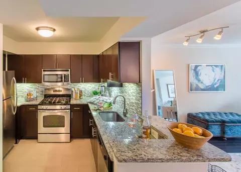 2201 N St NW, Washington, DC 20037 photo 2