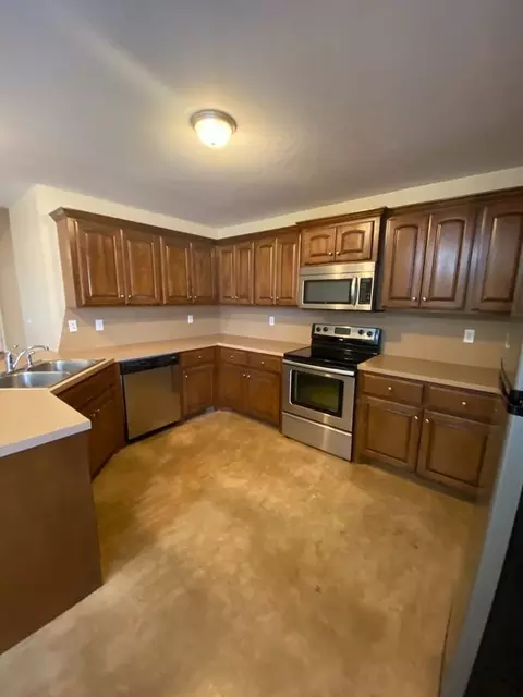 100-30 0, Shawnee, OK 74804