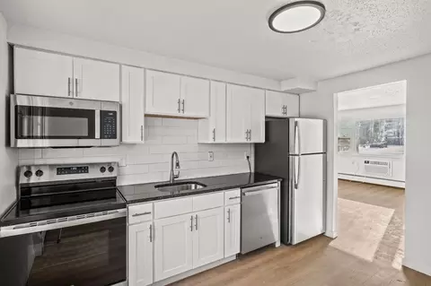 5000 Oak Crest Courtyard, Fairmount, NY 13219