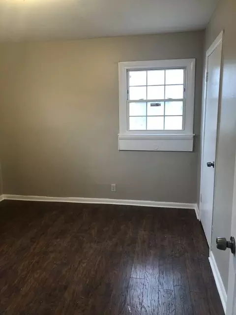 1735 16th Ave N, Nashville, TN 37208