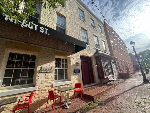 407 Cameron St, Alexandria, VA 22314