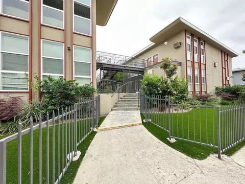 6446 Lexington Ave, Los Angeles, CA 90038