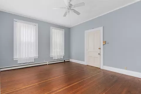 79 Lloyd Ave, Providence, RI 02906