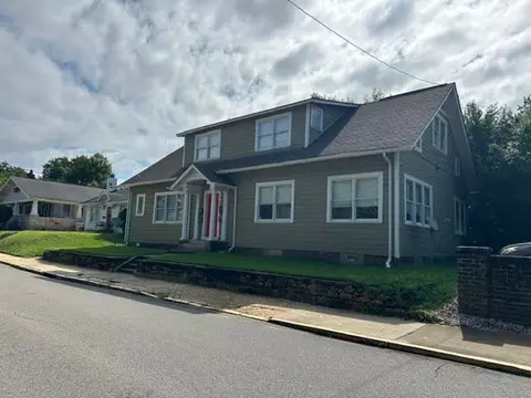 425 Caplewood Dr, Tuscaloosa, AL 35401