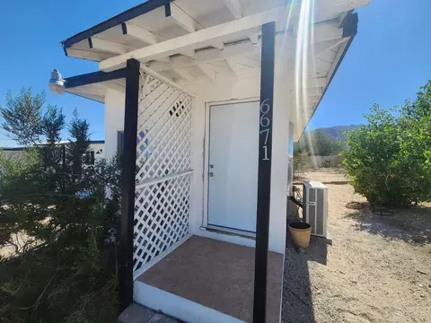 6671 Pine Ave, Twentynine Palms, CA 92277