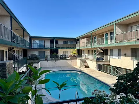 4141 W Rosecrans Ave, Hawthorne, CA 90250