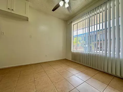 4141 W Rosecrans Ave, Hawthorne, CA 90250 photo 3