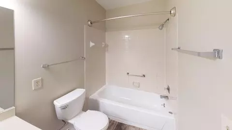 3021 N Pointe Dr, Jackson, MI 49202 photo 5