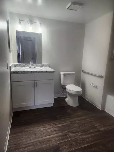 3021 N Pointe Dr, Jackson, MI 49202 photo 4