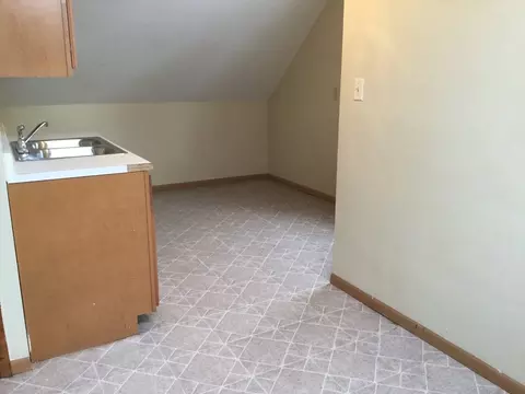 4922 N 48th St, Milwaukee, WI 53218