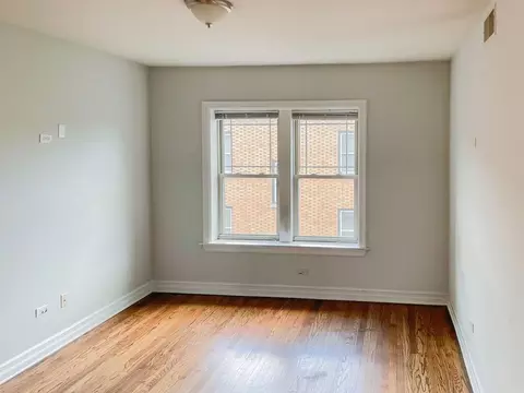 3808 N Sheffield Ave, Chicago, IL 60613