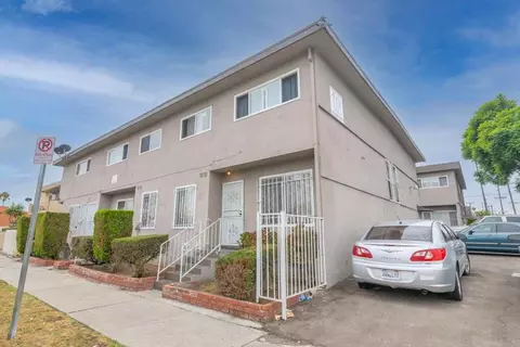 3206 W 60th St, Los Angeles, CA 90043