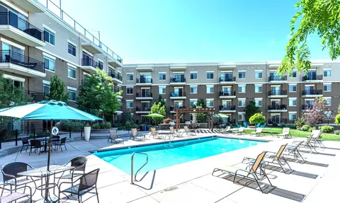 60 S Main St, Layton, UT 84041
