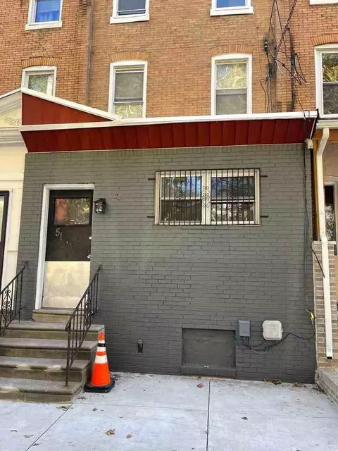 5122 Arch St, Philadelphia, PA 19139