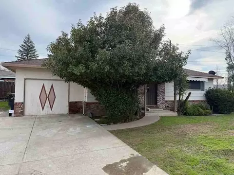 69 Th St, Sacramento, CA 95819