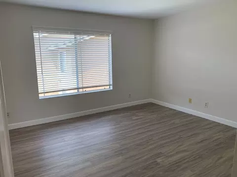 800 E Chase Ave, El Cajon, CA 92020 photo 2